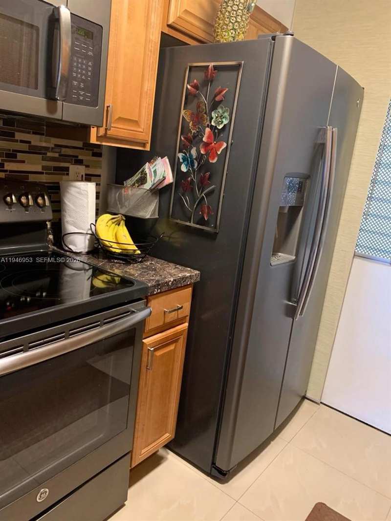 16801 NE 13th Ave # 301, Miami FL 33162