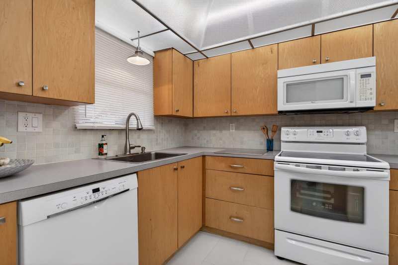 6080 NW 44th Street # 214, Lauderhill FL 33319