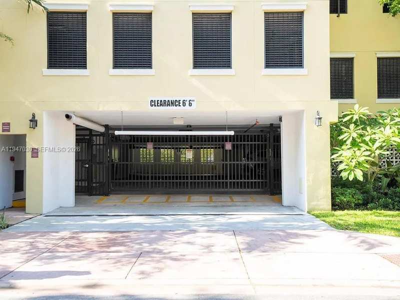 1091 Galiano St, Coral Gables FL 33134