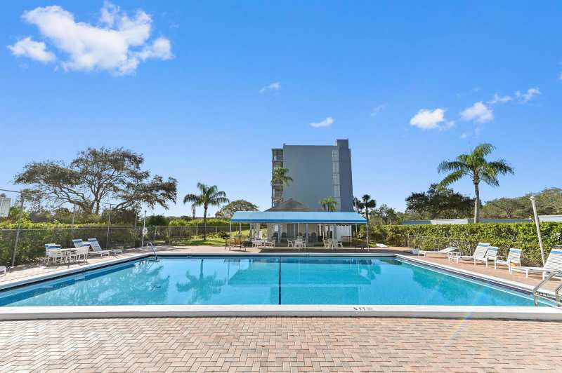 5700 NW 2nd Avenue # 503, Boca Raton FL 33487