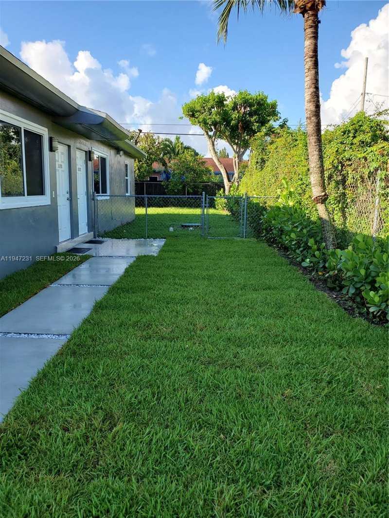 1170 NE 111th St # 1170, Miami FL 33161