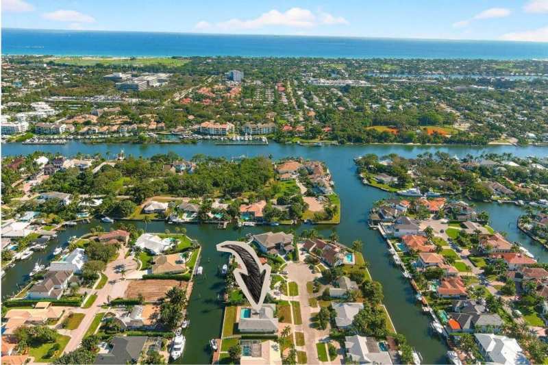 2185 Carib Circle, Palm Beach Gardens FL 33410