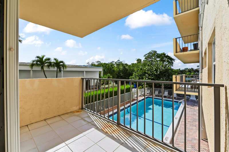 3581 S Ocean Boulevard # 2d, South Palm Beach FL 33480