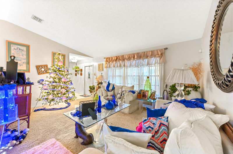 2531 Doral Way, Riviera Beach FL 33407