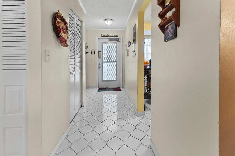 1470 NW 80th Avenue # 204, Margate FL 33063