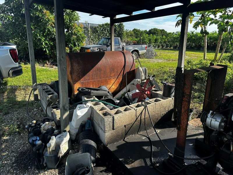 19051 SW 372 ST., Homestead FL 33034