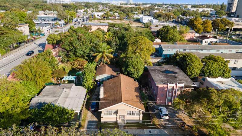 8111 NE 1st Avenue, Miami FL 33138