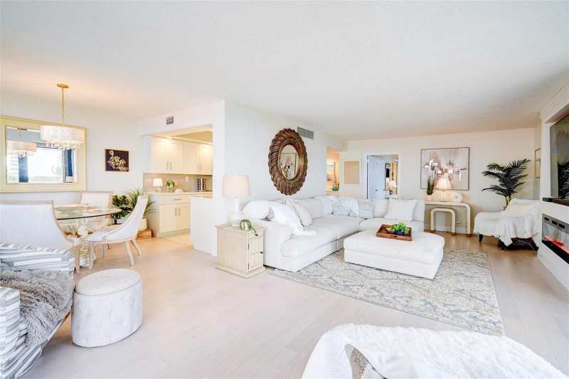 5480 N Ocean Drive, Singer Island FL 33404