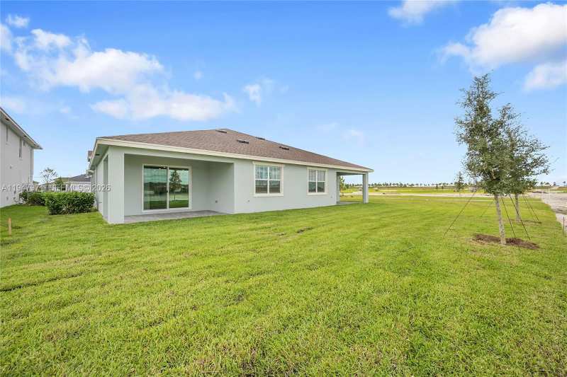 19465 Whispering Creek Rd, Loxahatchee FL 33470