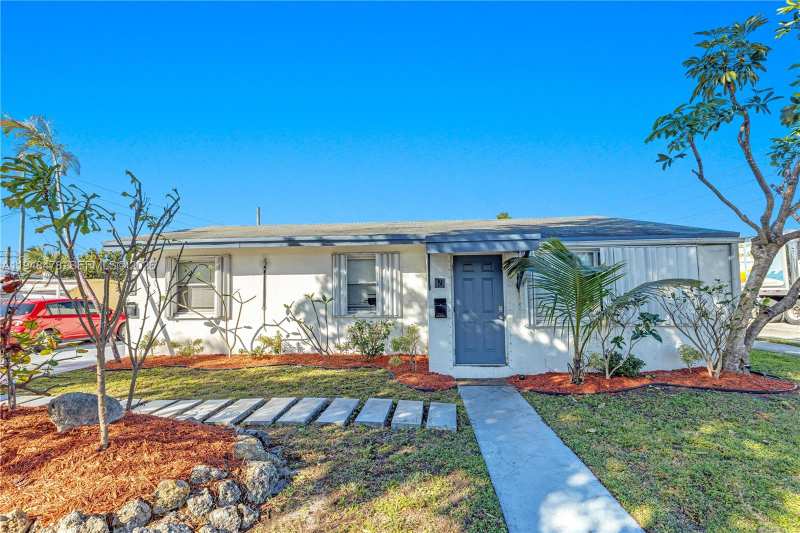 822 N 20th Ave, Hollywood FL 33020