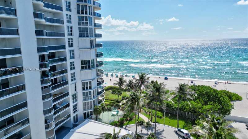 16711 Collins Ave # 1004, Sunny Isles Beach FL 33160