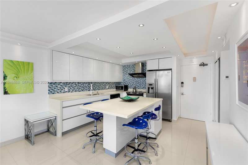 401 Ocean Dr # 421, Miami Beach FL 33139