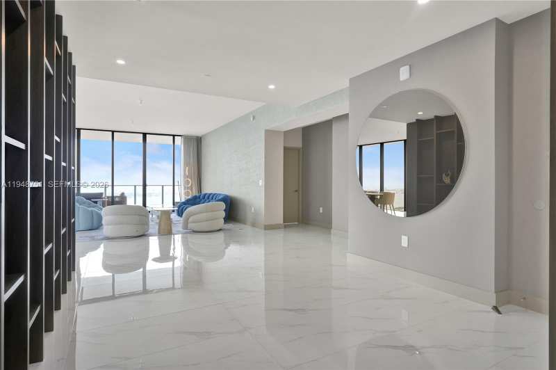 700 NE 24, Miami FL 33137