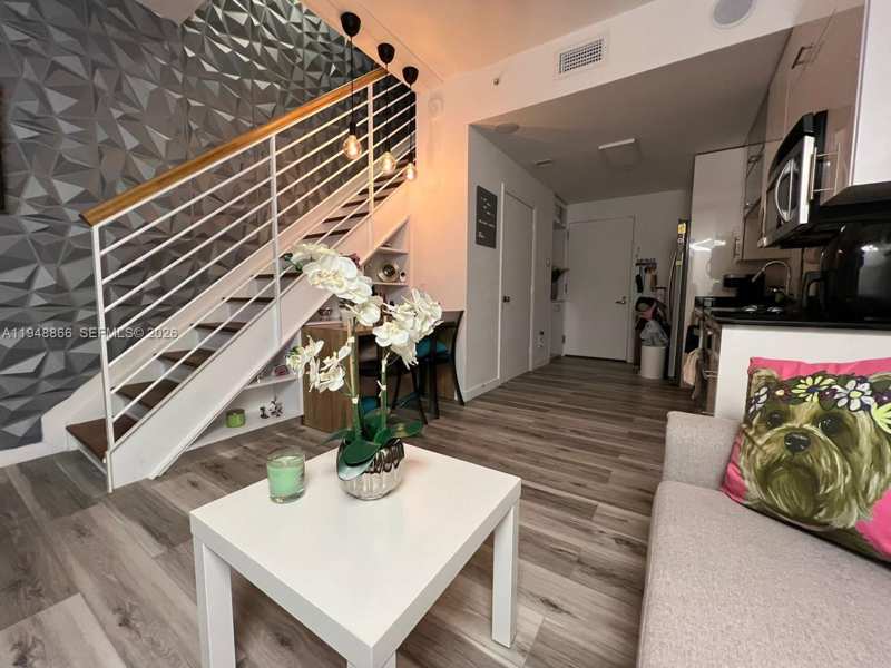 60 SW 13th St # 3013, Miami FL 33130