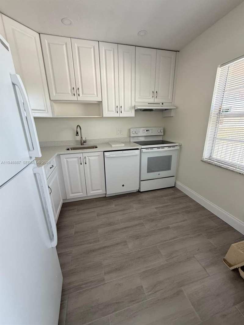 7200 NW 4th Pl # 201, Margate FL 33063