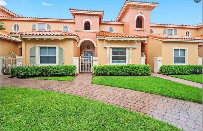 4957 Tradewinds Ter # 704, Dania Beach FL 33312