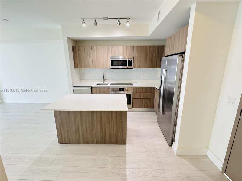 201 SW 17th Rd # 603, Miami FL 33129