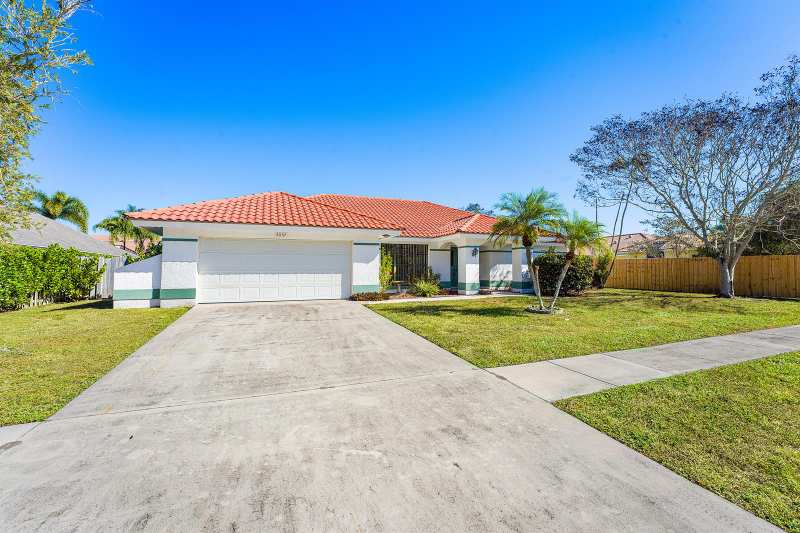 2057 Amesbury Circle, Wellington FL 33414
