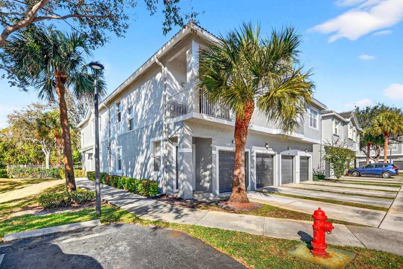 3134 Grandiflora Drive, FL 33467