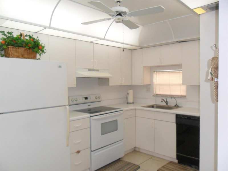 681 S Hollybrook Drive # 105, Pembroke Pines FL 33025