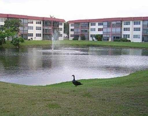 681 S Hollybrook Drive # 105, Pembroke Pines FL 33025