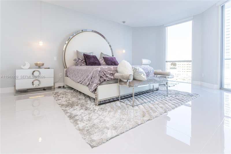 17111 Biscayne Blvd # 505, North Miami Beach FL 33160
