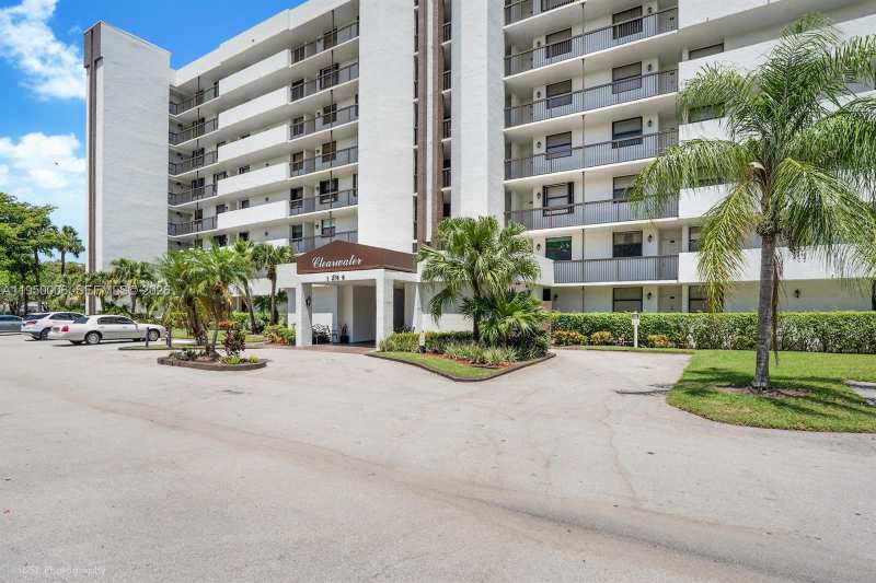 1266 S Military Trl # 573, Deerfield Beach FL 33442