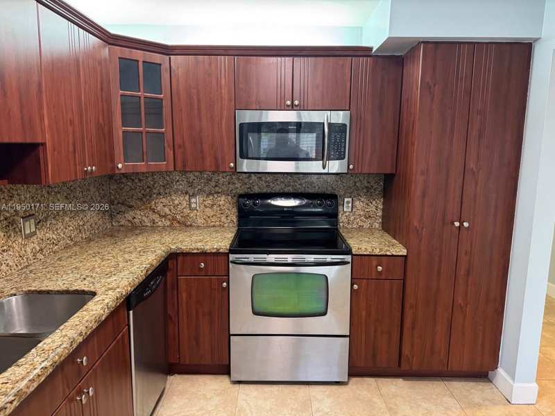 16541 Blatt Blvd # 203, Weston FL 33326