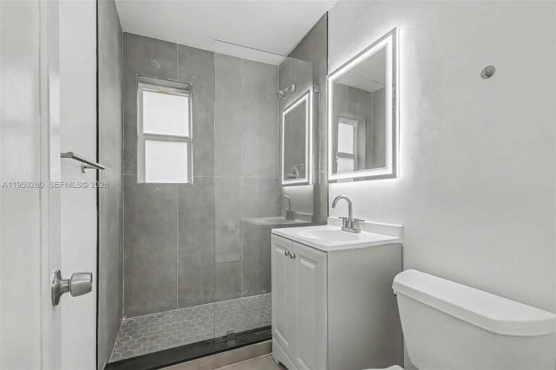 9160 NE 8th Ave # 2J, Miami Shores FL 33138