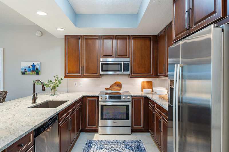 814 Bay Colony Drive S, Juno Beach FL 33408