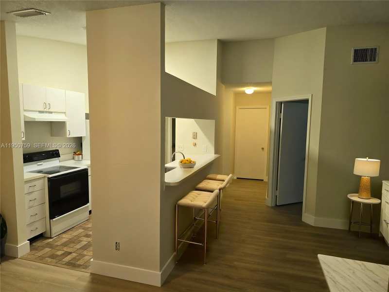 ROYAL PALM PLACE