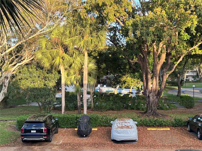 907 Cypress Ter # 203, Pompano Beach FL 33069