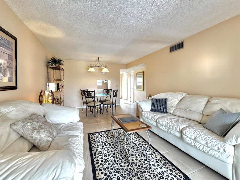 2515 NE 2nd Court # 315, Boynton Beach FL 33435