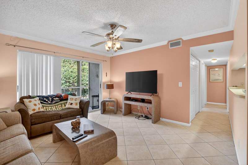 13791 Oneida Drive # C2, Delray Beach FL 33446