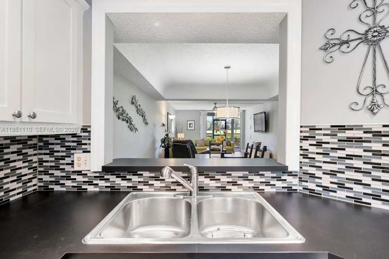23249 N Barwood Ln N # 102, Boca Raton FL 33428