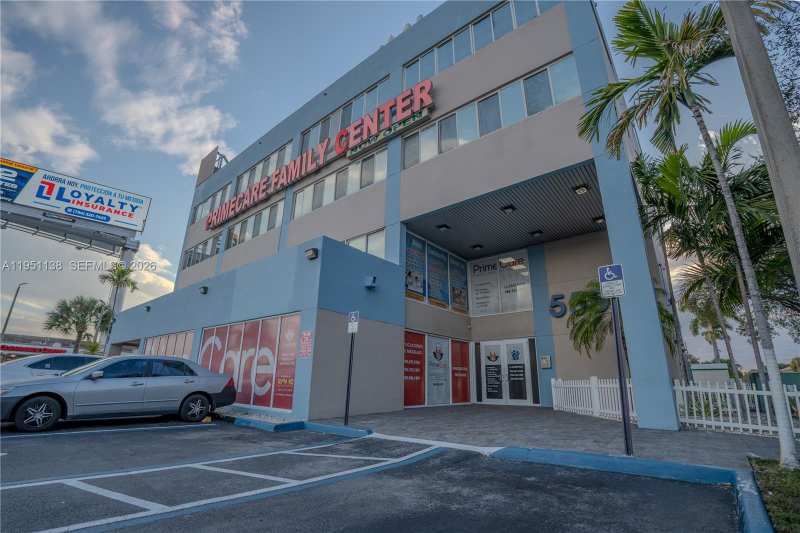 5590 W 20th Ave, Hialeah FL 33016