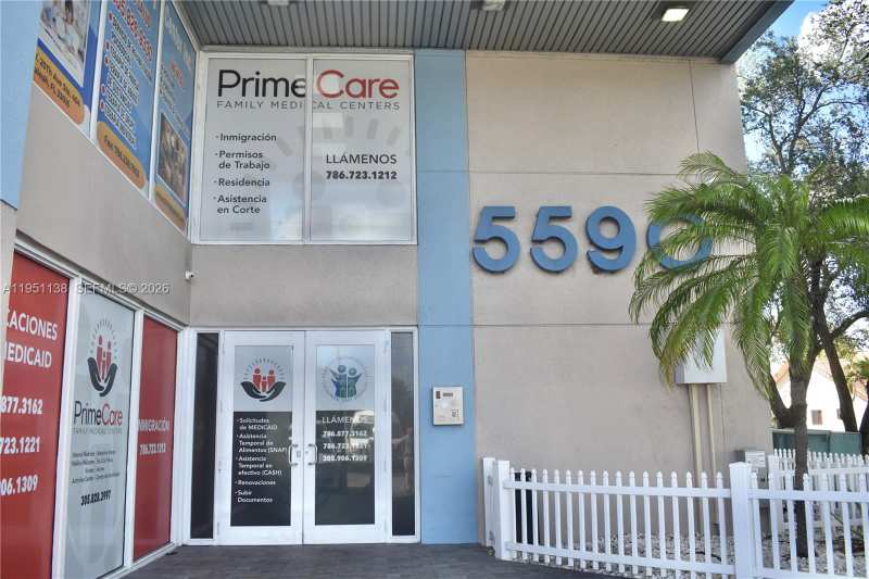 5590 W 20th Ave, Hialeah FL 33016