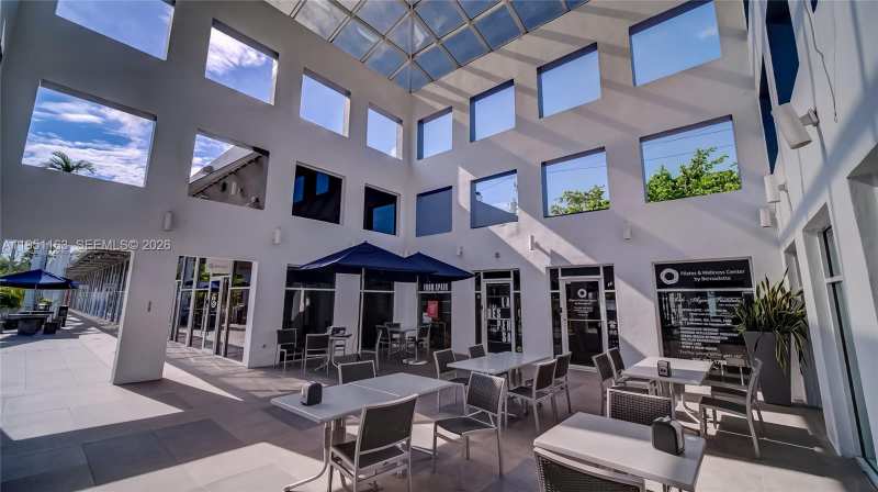 260 Crandon Blvd # E18, Key Biscayne FL 33149