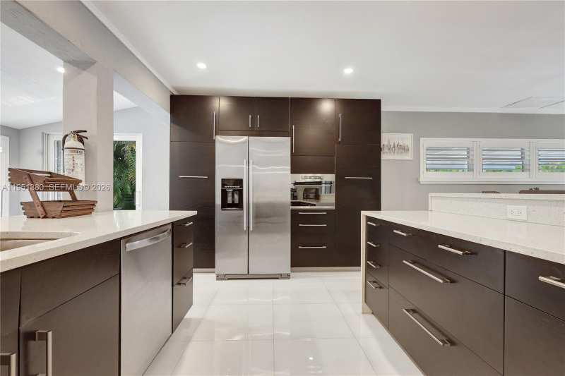 424 NE 27th Dr, Wilton Manors FL 33334