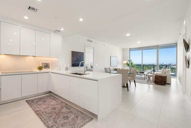 220 Lake Shore Drive # 817, Lake Park FL 33403