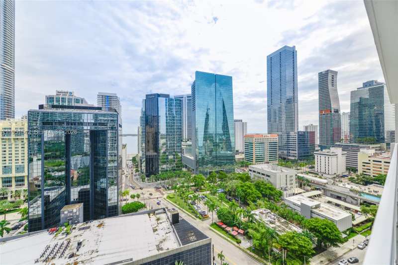 1250 S Miami Ave # 1906, Miami FL 33130