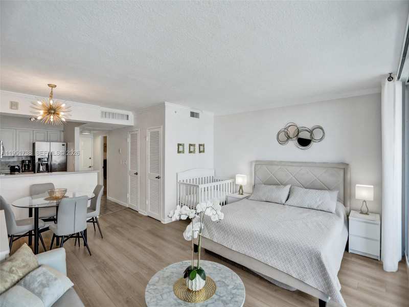 2501 S Ocean Dr # 505, Hollywood FL 33019