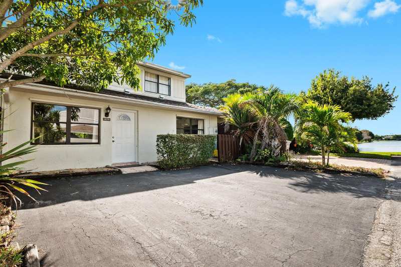 16379 Water Way, Delray Beach FL 33484