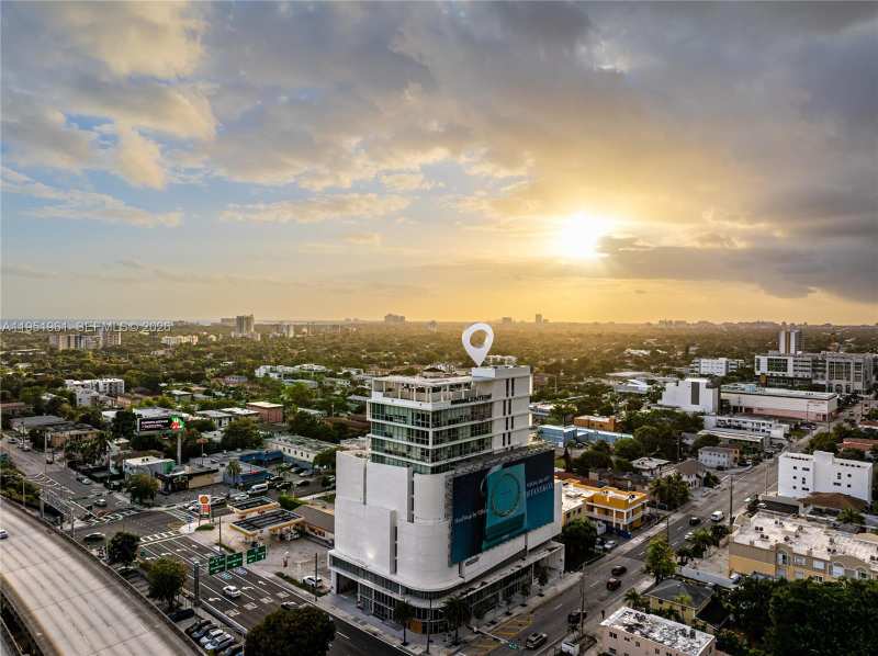 420 SW 7th St # 1017, Miami FL 33130