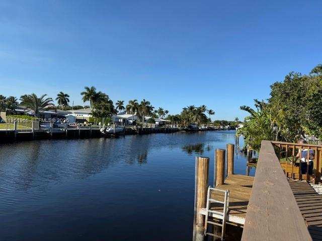 411 SE 6th Ave, Pompano Beach FL 33060