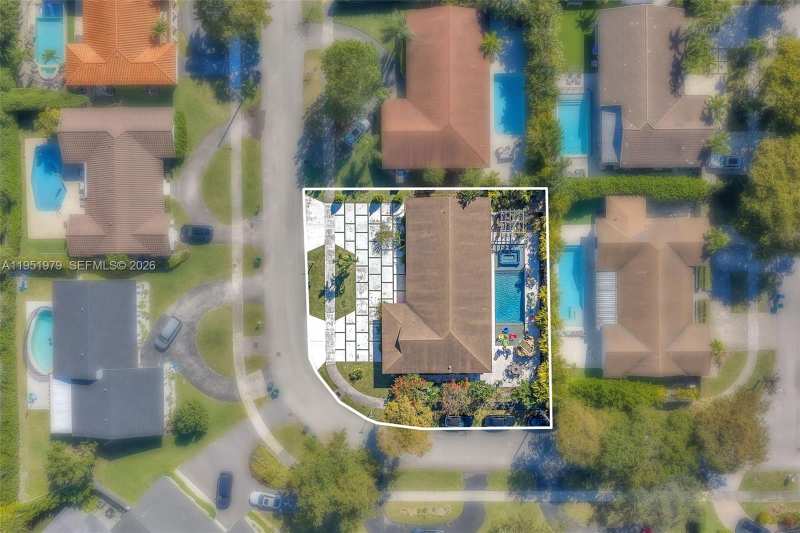 21424 NE 19th Ct, Miami FL 33179