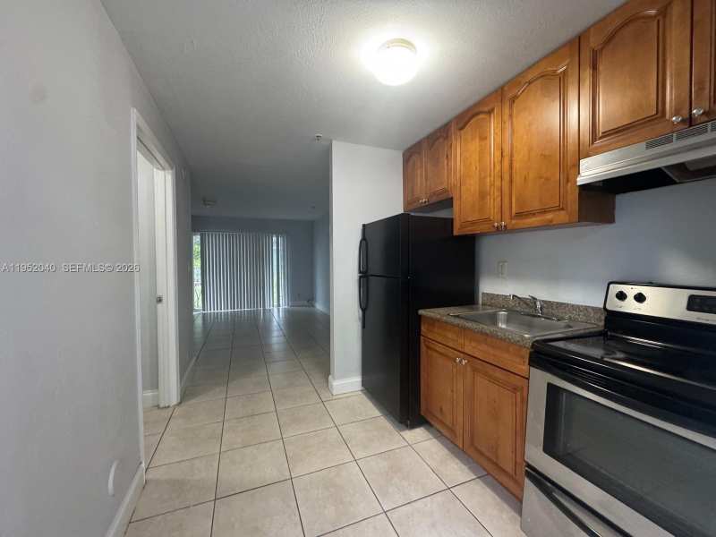 4271 NW 5th St # 112a, Plantation FL 33317