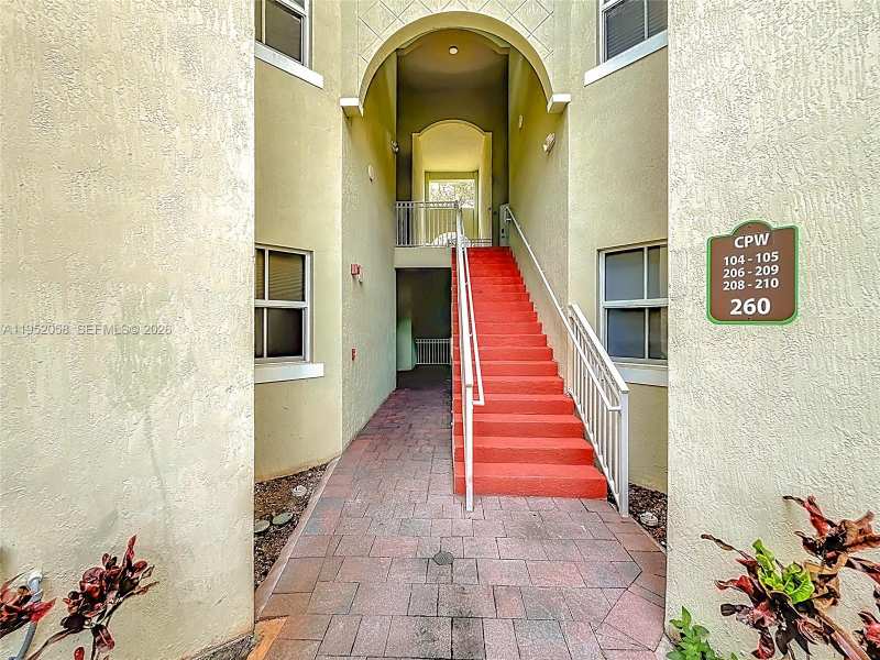 260 NW 109th Ave # 206, Miami FL 33172