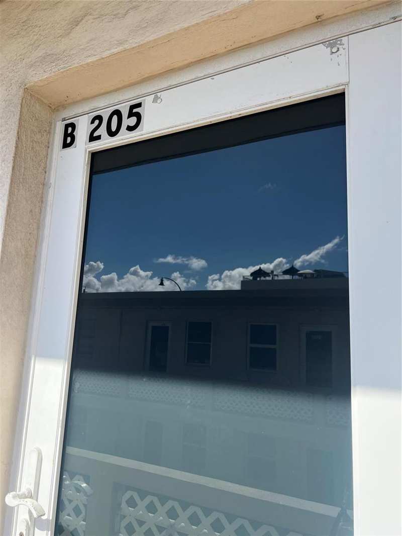 1315 N Ocean Drive # 205, Hollywood FL 33019