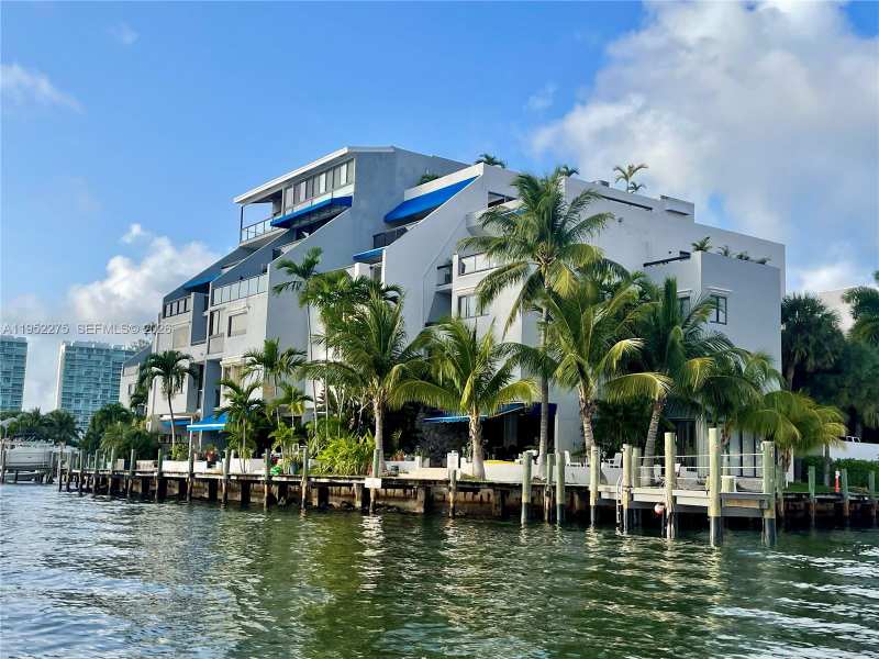 456 Poinciana Island dr # 1620, Sunny Isles Beach FL 33160
